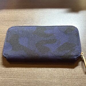 Rothy's Midnight Camo Continental Wallet